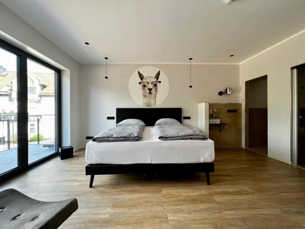 Hotel Drei Hoefe フリードリヒスドルフ エクステリア 写真